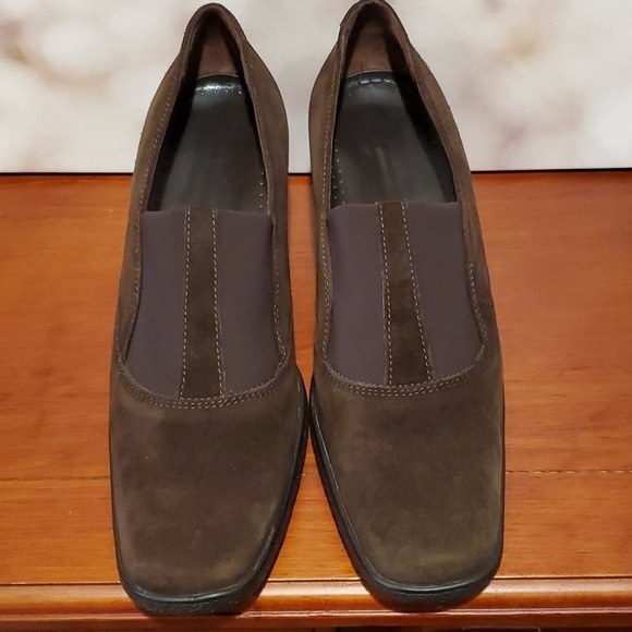 Aquatalia Shoes - Aquatalia wedge - 9